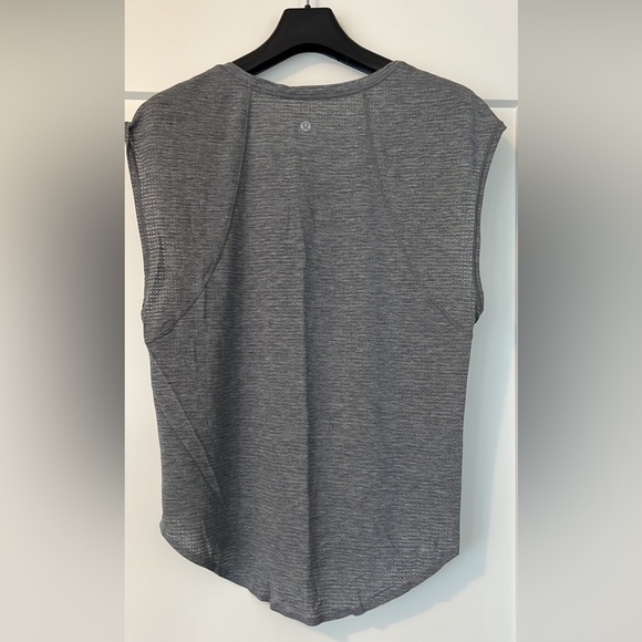 Lululemon - Picture 2 of 2